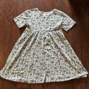 Rylee and Cru girls dress 10-12.  Like new!